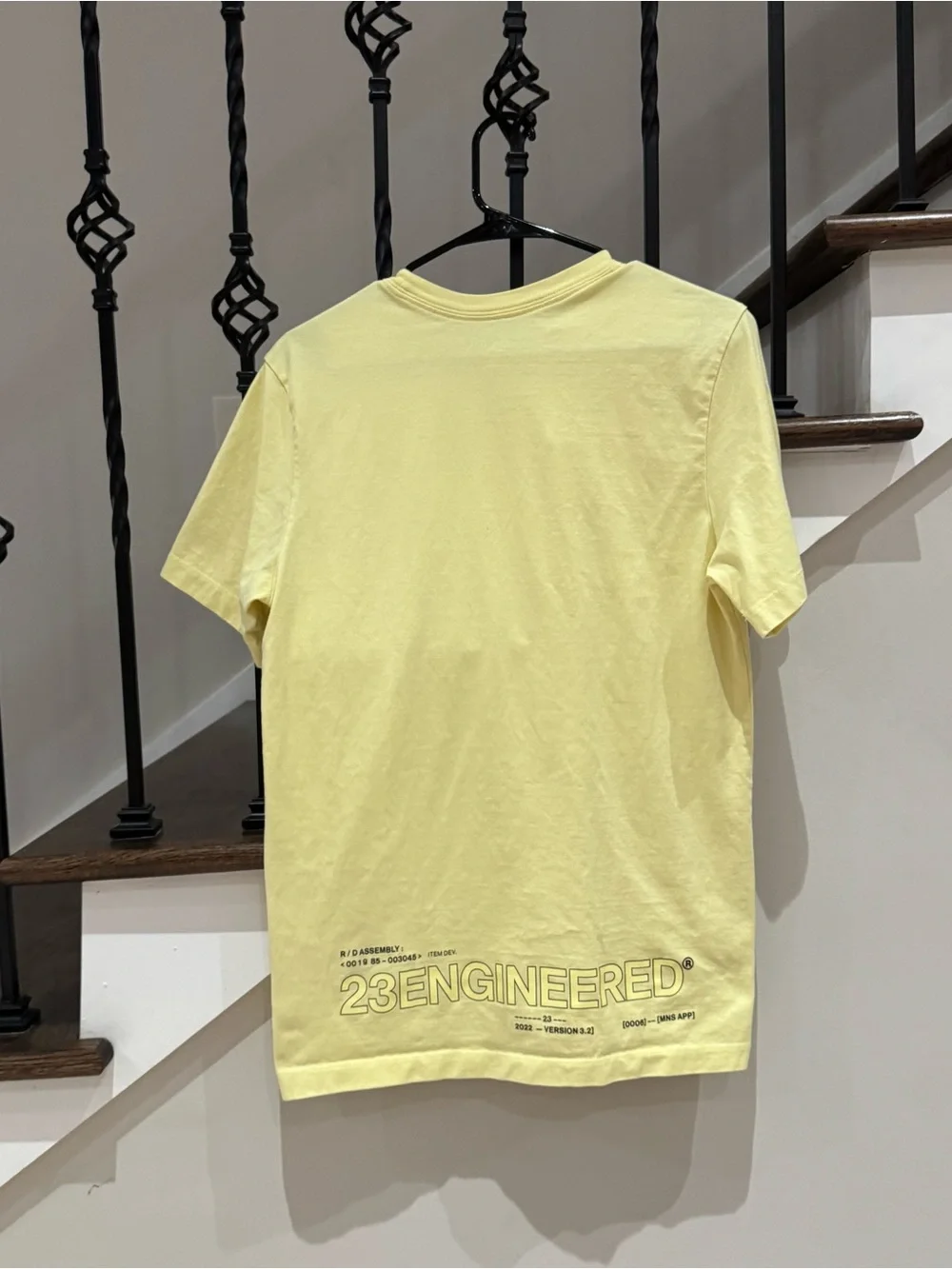 Jordan 23 Engineered T Shirt Men's M Yellow 2022 Version 3.2 Graphic Tee
